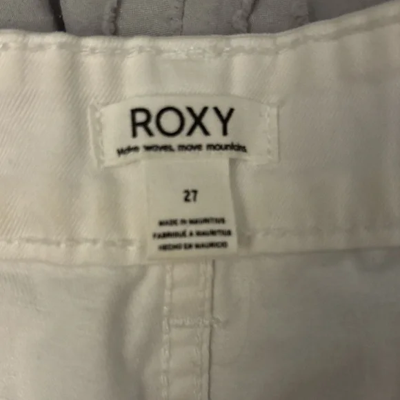 Roxy High Waist White Shorts - Picture 3 of 3